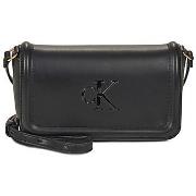 Olkalaukut Calvin Klein Jeans  BOLD CK FLAP CROSSBODY  Yksi Koko