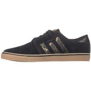 Kengät adidas  Seeley  47 1/3