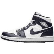 Kengät Nike  1 Mid White Metallic Gold Obsidian  42 1/2
