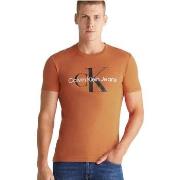 Lyhythihainen t-paita Calvin Klein Jeans  J30J320806  EU S