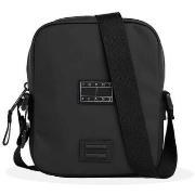 Olkalaukut Tommy Hilfiger  AM0AM11634BDS  Yksi Koko