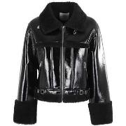 Pusakka Isabelle Blanche  -  IT S