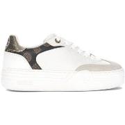 Kengät Guess  FLPSWOELE12  38