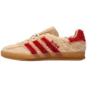 Tennarit adidas  Gazelle Indoor Magic Beige Victory Red  40