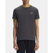 Lyhythihainen t-paita Fred Perry  M1588  EU XXL