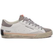 Kengät Crime London  DISTRESSED  42