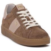 Tennarit NeroGiardini  NERO GIARDINI 442 VELOUR NAPPA  36