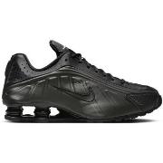 Tennarit Nike  Shox R4 Black Bright Crimson  41
