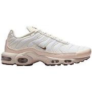 Kengät Nike  Air Max Plus SE Light Orewood Brown (Women's)  36