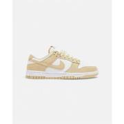 Kengät Nike  Dunk Low Team Gold Suede  40
