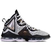 Kengät Nike  Lebron 19  42