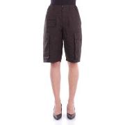Shortsit & Bermuda-shortsit Mm6 Maison Margiela  M60745-MM05F  14 vuot...