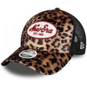 Lippalakit New-Era  Wmns leopard mc af trucker newera  Yksi Koko