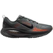 Kengät Nike  Air Zoom Vomero 18  42