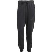 Jogging housut / Ulkoiluvaattee adidas  M Z.N.E. Pt  EU M