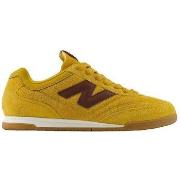 Kengät New Balance  Baskets New Balance RC42 Jaune  43