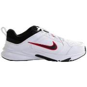 Kengät Nike  Defyallday 4E  44