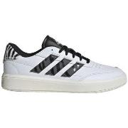 Kengät adidas  Baskets  Courtblock  38