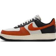 Kengät Nike  Air Force 1 '07 LV8  41