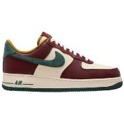 Kengät Nike  Air Force 1 '07 LV8  43