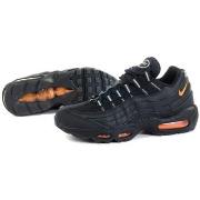 Kengät Nike  Air Max 95 Ess  41