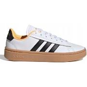 Kengät adidas  Grand Court Alpha  38 2/3