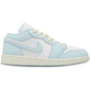 Kengät Nike  Jordan Brand Air Jordan 1 Low Se (GS) "Glacier Blue"  38