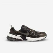 Kengät Nike  V2K Run Velvet Brown White Black Baroque Brown  45 1/2