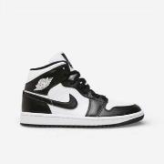 Kengät Nike  Jordan Brand Air Jordan 1 Mid "White Black"  40
