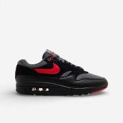 Kengät Nike  Air Max 1 Essential "Blach University Red"  42