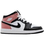 Kengät Nike  Jordan Brand Air Jordan 1 Mid (GS) "White Rust Pink Black...
