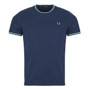 Lyhythihainen t-paita Fred Perry  TWIN TIPPED T-SHIRT  EU XXL
