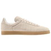 Kengät adidas  Gazelle  40