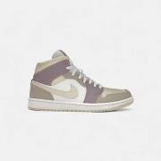 Kengät Nike  Jordan 1 Mid Light Orewood Brown Taupe Grey (Women's)  38