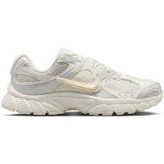 Kengät Nike  IQ0276030  38
