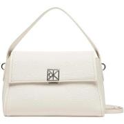 Laukut Calvin Klein Jeans  EMBLEM HW PEBBLE SHOULDER 25 LV04F3425G  Yk...