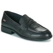 Kengät Tommy Hilfiger  FLAG LEATHER CLASSICLOAFER  36