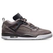 Kengät Nike  Air Jordan Spizike Low  37 1/2