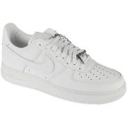Kengät Nike  Air Force 1 07 Low  42