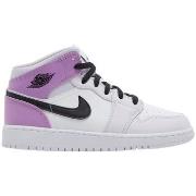 Kengät Nike  Jordan 1 Mid Barely Grape (GS)  38