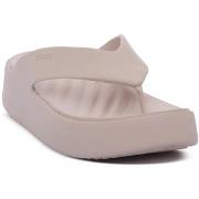 Rantasandaalit Crocs  QUAR GETAWAY PLATFORM FLIP  38