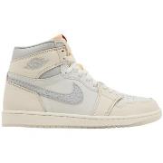 Kengät Nike  Jordan 1 Retro High OG Sail University Red  42