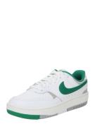 Nike Sportswear Matalavartiset tennarit 'GAMMA FORCE'  vihreä / valkoi...