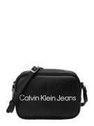 Calvin Klein Jeans Olkalaukku  musta / valkoinen