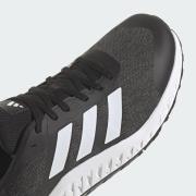 ADIDAS PERFORMANCE Urheilukengät 'Everyset'  musta / valkoinen