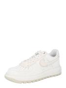 Nike Sportswear Matalavartiset tennarit 'AIR FORCE 1 LUXE'  nude / val...