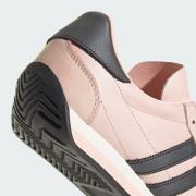 ADIDAS ORIGINALS Matalavartiset tennarit 'Country'  vanha roosa / must...