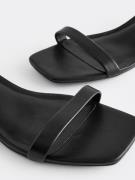 Next Remmisandaalit 'Forever Comfort'  musta