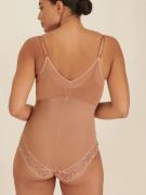 Next Muotoileva body  nude
