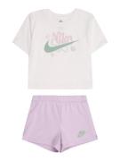 Nike Sportswear Setti 'WILD FLOWER'  kuusi / laventeli / roosa
